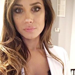 Meet your Posher, Jovana